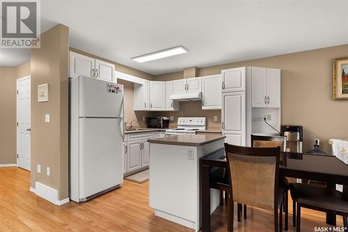 4686 Marigold Drive, Regina, SK - Indoor Photo Showing Kitchen