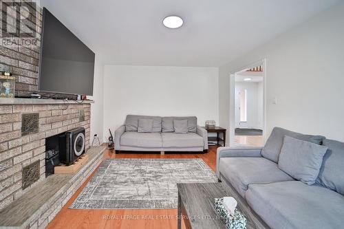 2014 Old Station Road, Mississauga, ON - Indoor Photo Showing Living Room With Fireplace