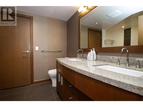 2950 Camozzi Road Unit# 2429, Revelstoke, BC - Indoor Photo Showing Bathroom