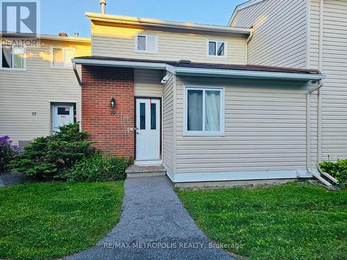 35 - 79 Thistledown Court, Ottawa (Nepean), ON - Outdoor