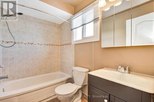 35 - 79 Thistledown Court, Ottawa (Nepean), ON - Indoor Photo Showing Bathroom