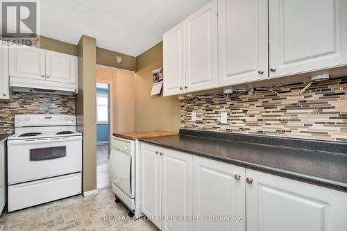 35 - 79 Thistledown Court, Ottawa (Nepean), ON - Indoor Photo Showing Kitchen