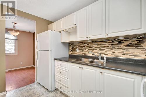 35 - 79 Thistledown Court, Ottawa, ON - Indoor Photo Showing Kitchen With Double Sink