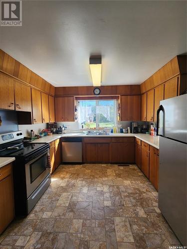 610 Wolseley Avenue, Grenfell, SK - Indoor Photo Showing Kitchen