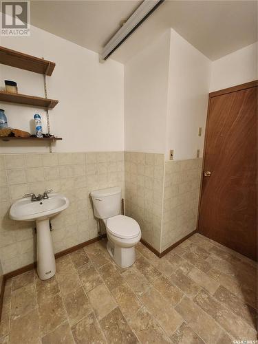 610 Wolseley Avenue, Grenfell, SK - Indoor Photo Showing Bathroom