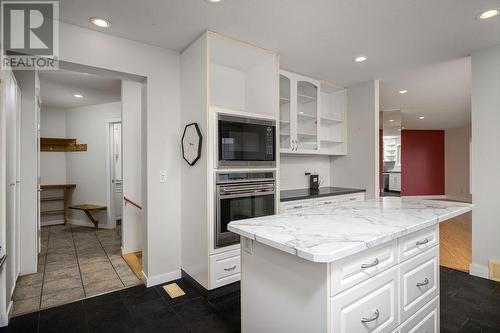 4425 Schubert Road, Armstrong, BC - Indoor Photo Showing Kitchen