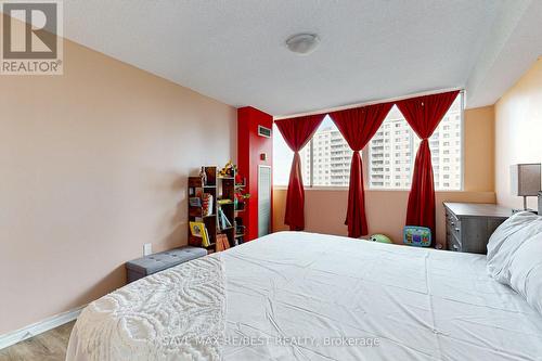 1111 - 3590 Kaneff Crescent, Mississauga (City Centre), ON - Indoor Photo Showing Bedroom