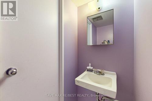 1111 - 3590 Kaneff Crescent, Mississauga (City Centre), ON - Indoor Photo Showing Bathroom