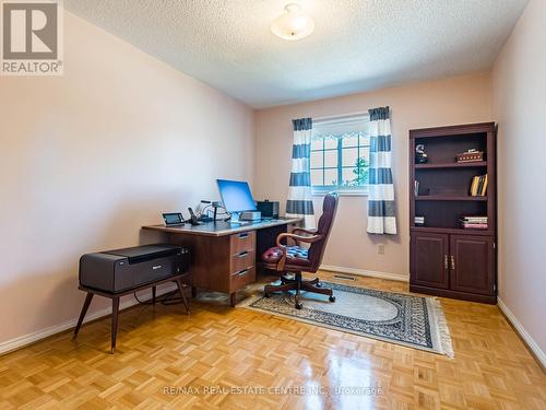 521 Nanak Road, Mississauga (Fairview), ON - Indoor Photo Showing Office