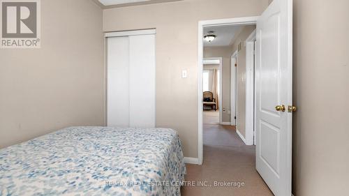 19 Dunlop Court, Brampton (Fletcher'S Meadow), ON - Indoor Photo Showing Bedroom