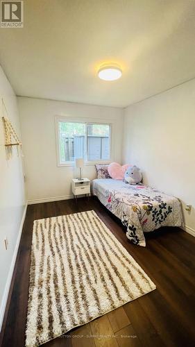 5D - 2866 Battleford Road, Mississauga (Meadowvale), ON - Indoor Photo Showing Bedroom