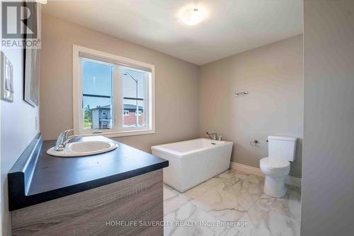 4173 Bonaventure Drive, Greater Sudbury (Valley East), ON - Indoor Photo Showing Bathroom