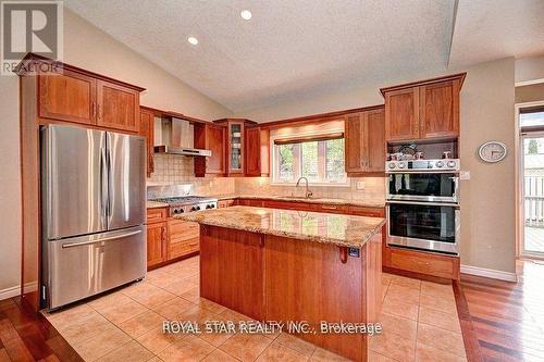 89 Finch Avenue, Woodstock, ON - Indoor Photo Showing Kitchen