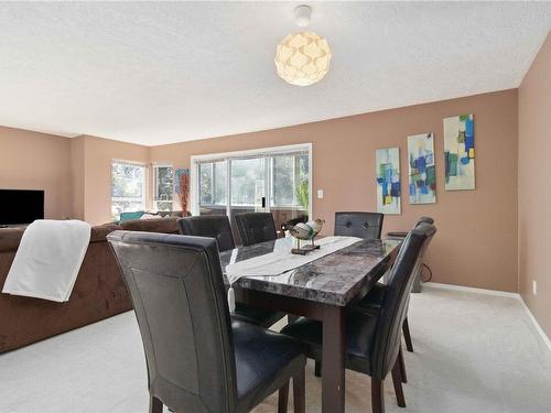 329-40 Gorge Rd West, Saanich, BC - Indoor Photo Showing Dining Room