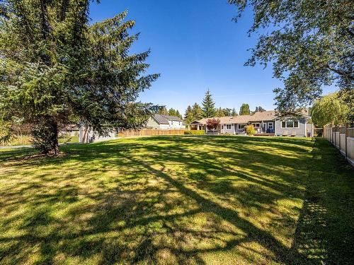 489 Warder Cres, Qualicum Beach, BC 