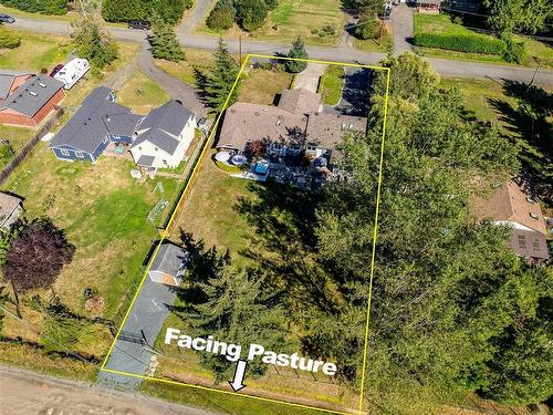 489 Warder Cres, Qualicum Beach, BC 