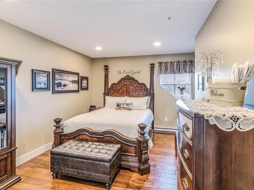 703-540 Stewart Ave, Nanaimo, BC - Indoor Photo Showing Bedroom