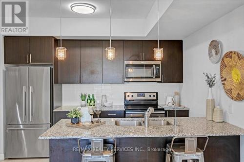 103 - 1210 Main Street E, Milton (Dempsey), ON - Indoor Photo Showing Kitchen With Double Sink With Upgraded Kitchen