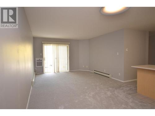 4900 Okanagan Avenue Unit# 414, Vernon, BC - Indoor Photo Showing Other Room