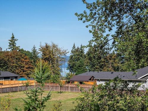 921 Craig Rd, Ladysmith, BC 