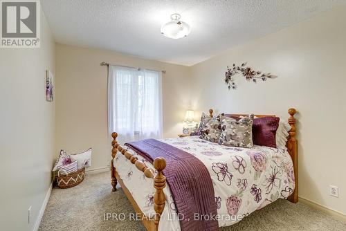 333424 Concession Rd 1 Road, West Grey, ON - Indoor Photo Showing Bedroom