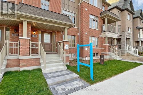 11 Porcelain Way, Whitby (Rolling Acres), ON - Outdoor With Facade