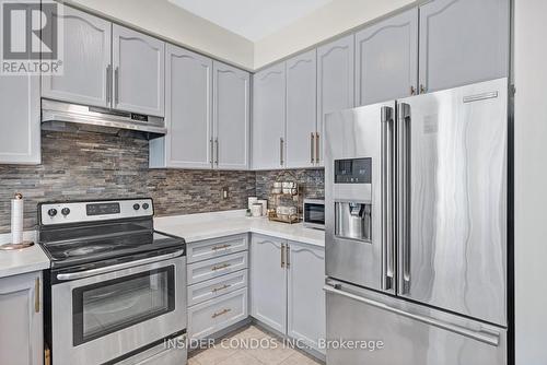 51 Selby Crescent, Bradford West Gwillimbury (Bradford), ON - Indoor Photo Showing Kitchen With Upgraded Kitchen