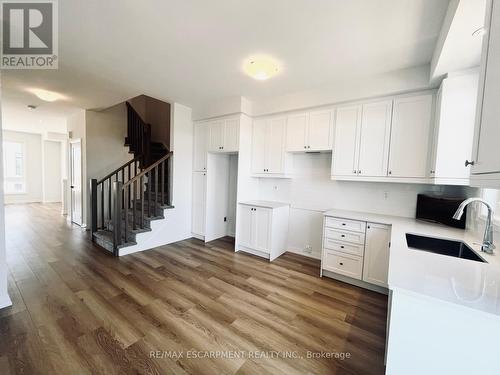 90 - 55 Tom Brown Drive, Brant (Paris), ON - Indoor Photo Showing Kitchen