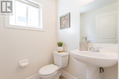 553 Carriage Lane, Peterborough, ON - Indoor Photo Showing Bathroom