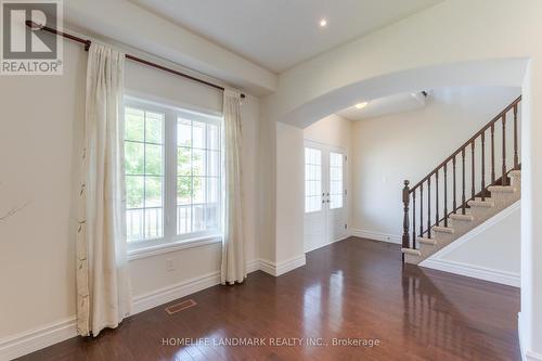 553 Carriage Lane, Peterborough, ON - Indoor Photo Showing Other Room