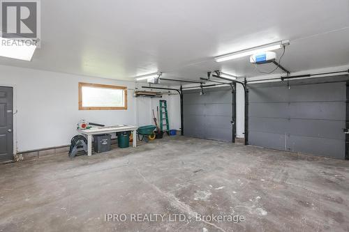 13717 Ort Road, Niagara Falls, ON - Indoor Photo Showing Garage