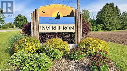 Inverhuron - wonderful family beach community - 204 Victoria Street, Inverhuron, ON - Outdoor