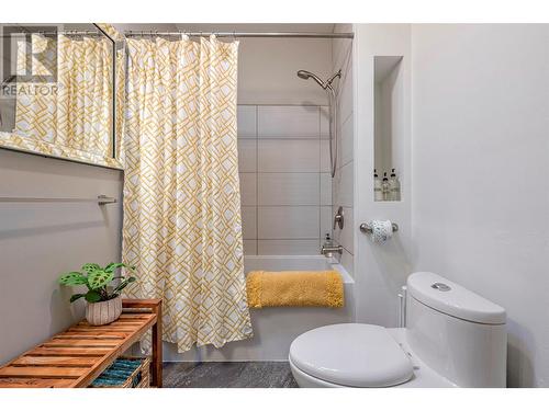 2203 32Nd Avenue Lot# Prop Lot A, Vernon, BC - Indoor Photo Showing Bathroom