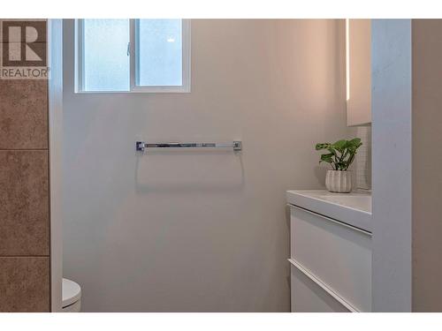 2201 32Nd Avenue Lot# Prop Lot B, Vernon, BC - Indoor Photo Showing Bathroom