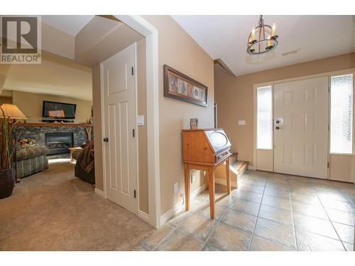 2444 14 Street, Vernon, BC - Indoor Photo Showing Other Room With Fireplace