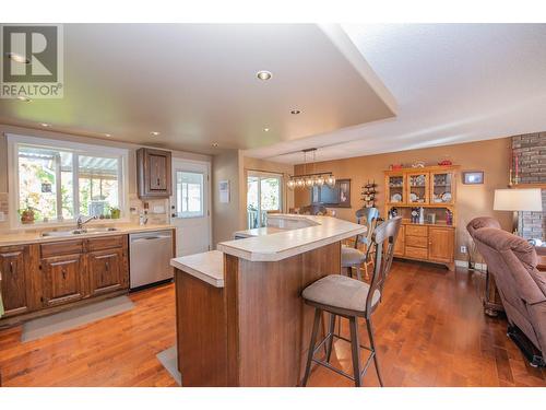 2444 14 Street, Vernon, BC - Indoor