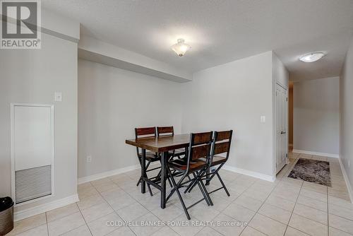 410 - 1030 Coronation Drive, London, ON - Indoor