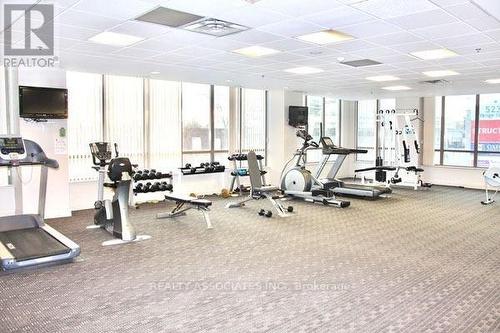 1815 - 18 Parkview Avenue, Toronto (Willowdale East), ON - Indoor Photo Showing Gym Room