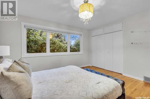 608 Leslie Avenue, Saskatoon, SK - Indoor Photo Showing Bedroom