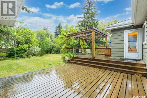 608 Leslie Avenue, Saskatoon, SK - Outdoor With Deck Patio Veranda