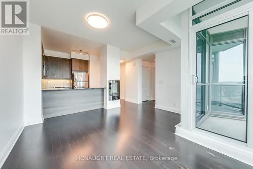 914 - 1185 The Queensway, Toronto (Islington-City Centre West), ON - Indoor Photo Showing Kitchen