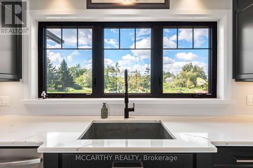 585437 County Rd  17, Melancthon, ON - Indoor Photo Showing Kitchen