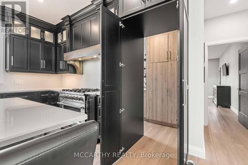 585437 County Rd  17, Melancthon, ON - Indoor Photo Showing Kitchen