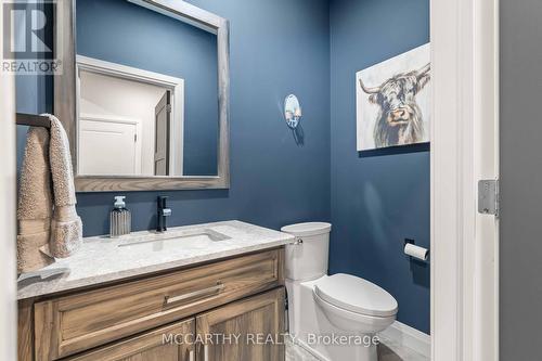 585437 County Rd  17, Melancthon, ON - Indoor Photo Showing Bathroom