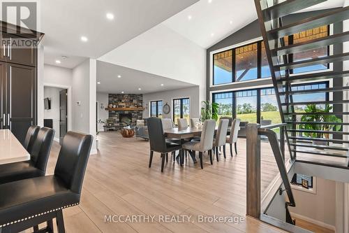 585437 County Rd  17, Melancthon, ON - Indoor Photo Showing Dining Room