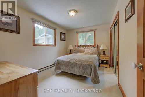 197 Road One D, Mapleton, ON - Indoor Photo Showing Bedroom