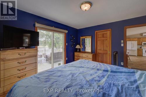 197 Road One D, Mapleton, ON - Indoor Photo Showing Bedroom