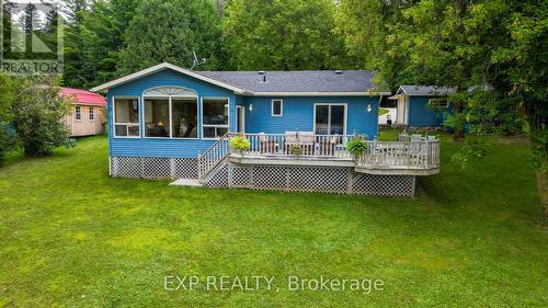 197 Road One D, Mapleton, ON - Outdoor With Deck Patio Veranda