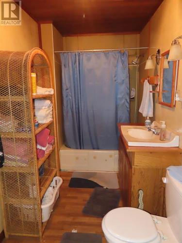 456 Charles St, Sault Ste Marie, ON - Indoor Photo Showing Bathroom