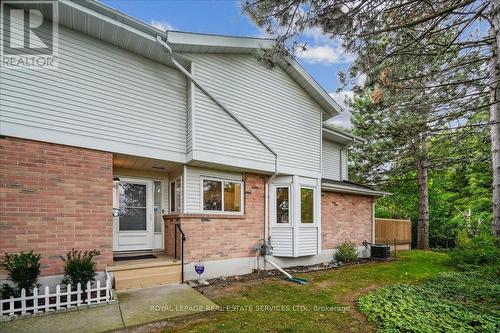 3 - 1513 Upper Middle Road, Burlington, ON - Outdoor